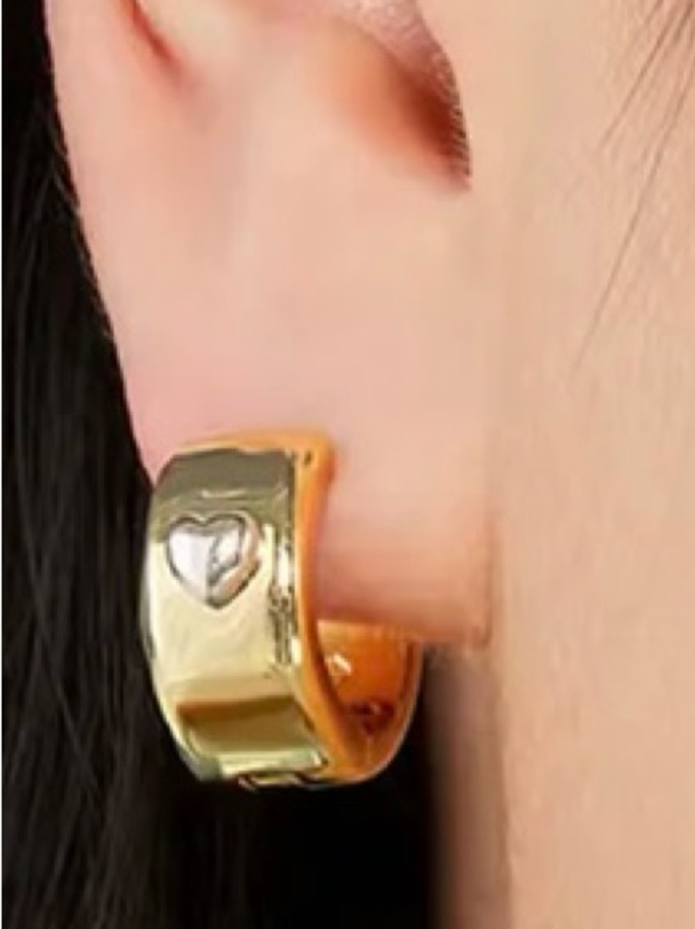 Kate Spade New York heartful huggie hoop earrings